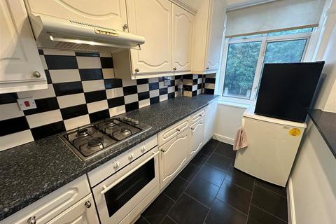 1 bedroom flat to rent, Burnt Oak Broadway, Edgware