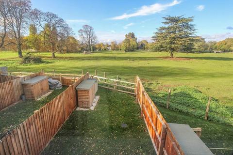 2 bedroom end of terrace house for sale, Meadow View, Great Shelford, Cambridge
