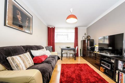 1 bedroom flat to rent, Wayford Street, Battersea, London, SW11