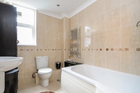 1 bedroom flat to rent, Wayford Street, Battersea, London, SW11