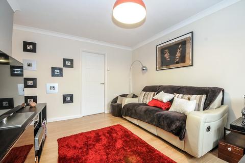 1 bedroom flat to rent, Wayford Street, Battersea, London, SW11