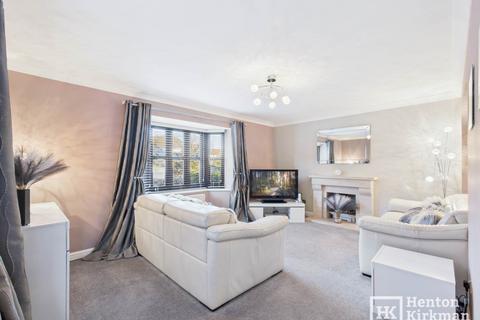 4 bedroom detached house for sale, Chaffinch Crescent, Billericay