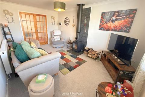 undefined, Llys Sion, Rhyl