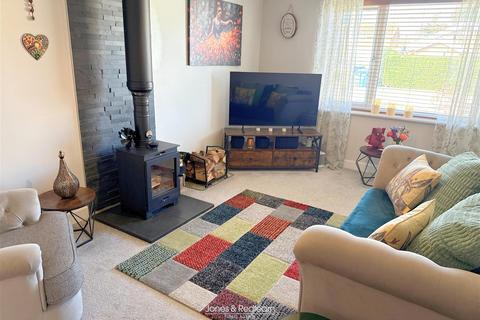 undefined, Llys Sion, Rhyl