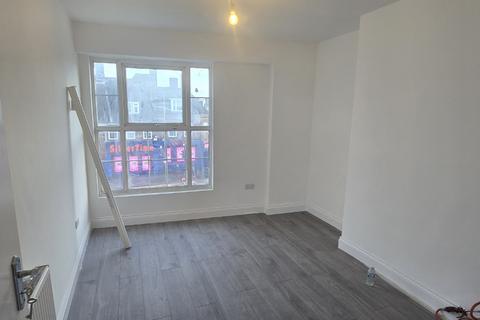 undefined, Burnt Oak Broadway, Edgware HA8