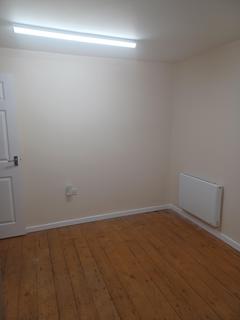 undefined, Main Street, Frodsham, WA6