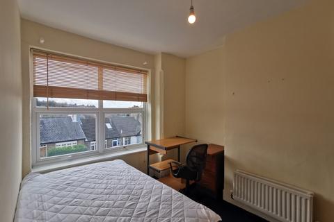 5 bedroom terraced house to rent, Milner Road, Brighton, BN2 4BQ