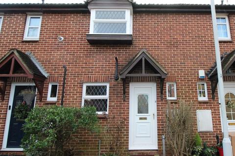 2 bedroom terraced house to rent, Berkeley Drive, CM12