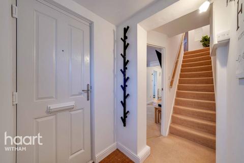 3 bedroom terraced house for sale, Elizabeth Avenue, Witham