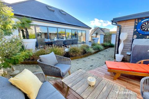 5 bedroom bungalow for sale, Sheldrake Road, Mudeford, Christchurch, BH23