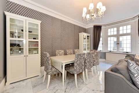 undefined, Weymouth Street, Marylebone, London W1W