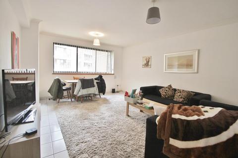 1 bedroom flat to rent, Regent House, Windsor Way, Hammersmith, W14