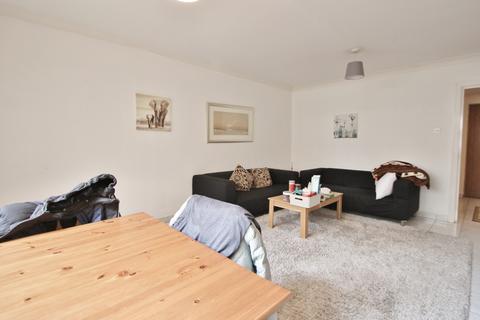1 bedroom flat to rent, Regent House, Windsor Way, Hammersmith, W14