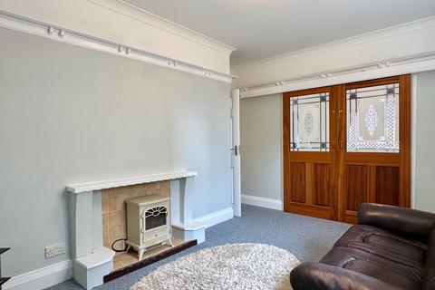 2 bedroom detached bungalow to rent, Trallwn Road, Llansamlet, SA7