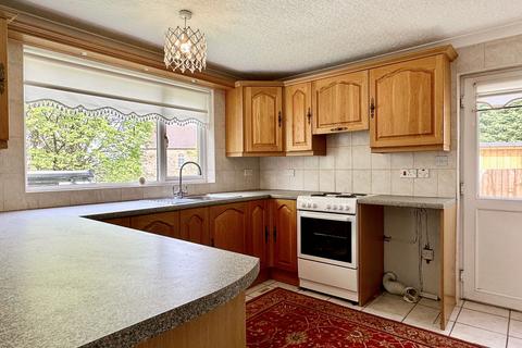 2 bedroom detached bungalow to rent, Trallwn Road, Llansamlet, SA7