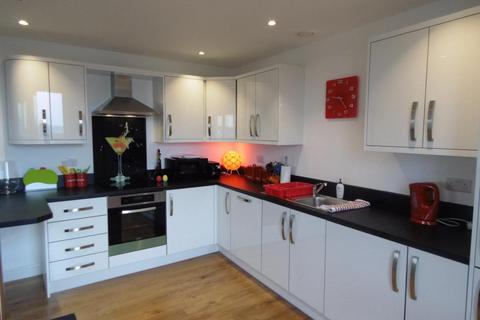 2 bedroom apartment to rent, Park Lane Plaza, Jamaica Street, Liverpool