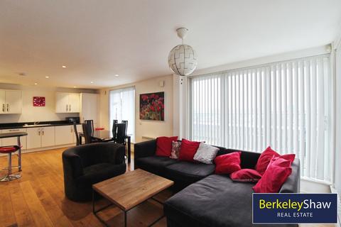 2 bedroom apartment to rent, Park Lane Plaza, Jamaica Street, Liverpool