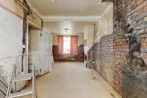 2 bedroom end of terrace house for sale, Temple Street, Bedminster, Bristol