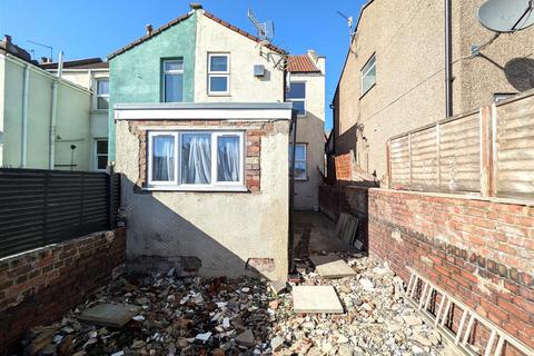 2 bedroom end of terrace house for sale, Temple Street, Bedminster, Bristol