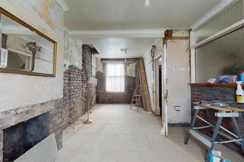 2 bedroom end of terrace house for sale, Temple Street, Bedminster, Bristol