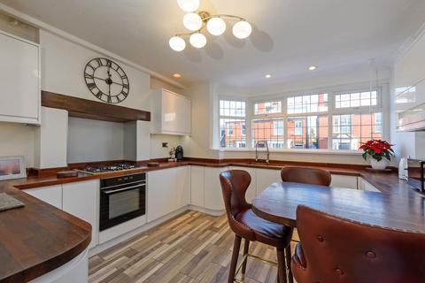 4 bedroom detached house for sale, Eggington Road, Stourbridge DY8