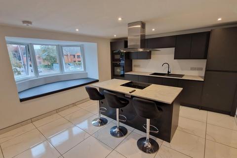 1 bedroom in a flat share to rent, Victoria Road, Fenton, Stoke-on-Trent