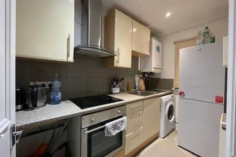 Studio to rent, Nelson Road,  Stanmore,  HA7