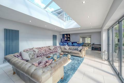 undefined, St. Nicolas Gardens, Birmingham, B38