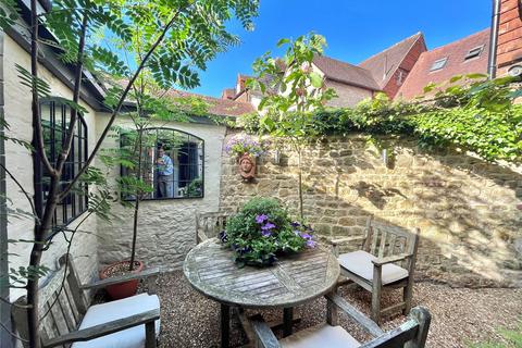4 bedroom townhouse for sale, West Street, Midhurst, West Sussex, GU29
