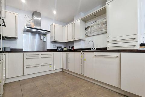 undefined, Sheldon Rise, Caversham, Reading