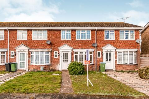 3 bedroom terraced house to rent, The Cape, Littlehampton, BN17