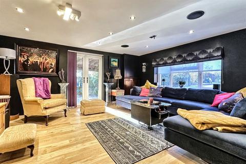 4 bedroom detached house for sale, Shawford