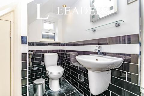undefined, Croydon Road, CR3