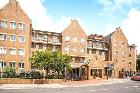 undefined, High Street, Kent ME4