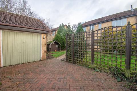 4 bedroom detached house to rent, Severn Road, Oadby, Leicester