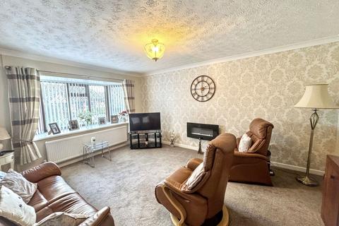 2 bedroom detached bungalow for sale, Tan Yr Wylfa, Abergele, Conwy, LL22 7DX