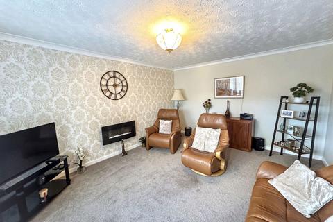 2 bedroom detached bungalow for sale, Tan Yr Wylfa, Abergele, Conwy, LL22 7DX