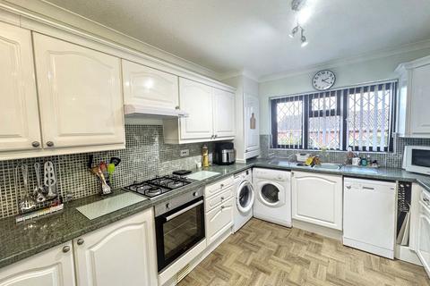 2 bedroom detached bungalow for sale, Tan Yr Wylfa, Abergele, Conwy, LL22 7DX