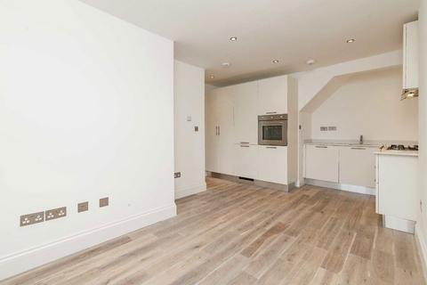 1 bedroom flat to rent, Aldridge Road Villas, London W11