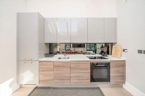 1 bedroom flat for sale, Hodford Road, London NW11