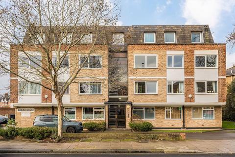 2 bedroom flat for sale, London Road, Twickenham TW1