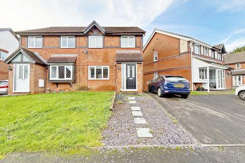 undefined, Tyla Garw, Pontyclun CF72