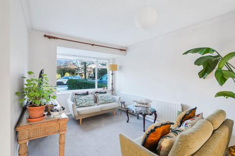 3 bedroom semi-detached house for sale, The Hawthorns, Oxted RH8