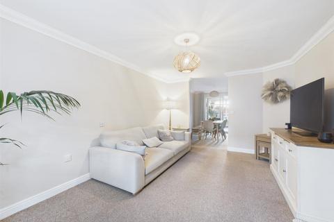 3 bedroom detached house for sale, Windfall Way, Elmbridge, Gloucester