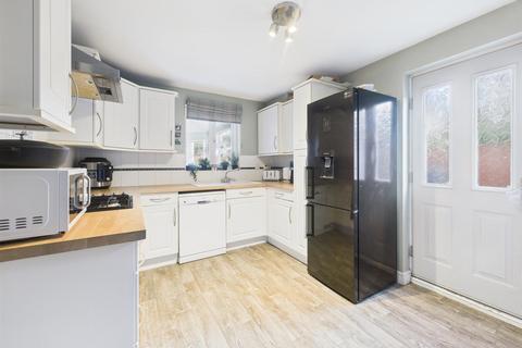 3 bedroom detached house for sale, Windfall Way, Elmbridge, Gloucester