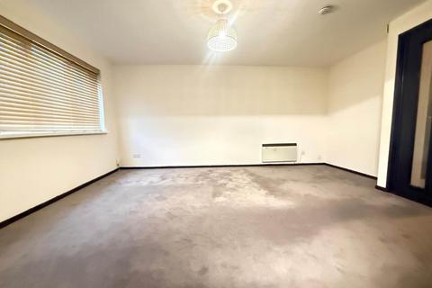 2 bedroom flat to rent, Braybourne Drive, Isleworth