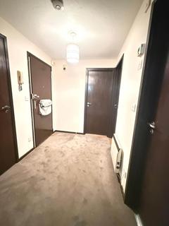 2 bedroom flat to rent, Braybourne Drive, Isleworth