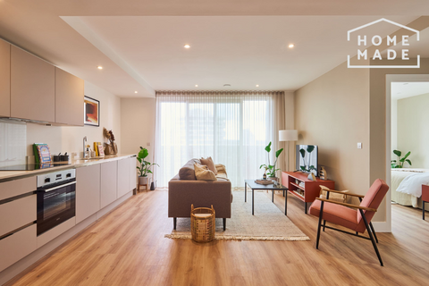 3 bedroom apartment to rent, The Blossoms