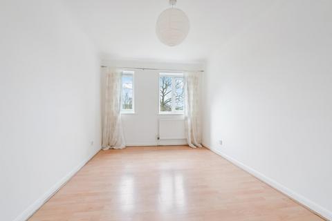 undefined, Camelot Close, London, SE28