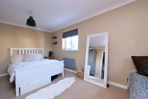 4 bedroom detached house for sale, Chaffinch Chase, Gillingham